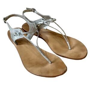 Chelsea Crew Silver Leather Flat Thong Sandals in Women's Size EU 41